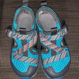 Water shoes brand new